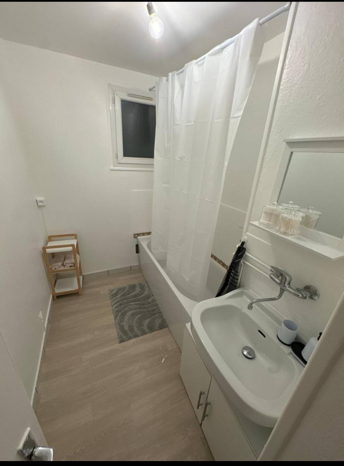 Claire Joie Apartment Bourges Luaran gambar